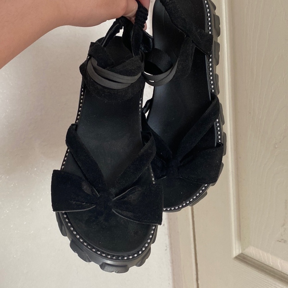 Black platform sandals, size 6